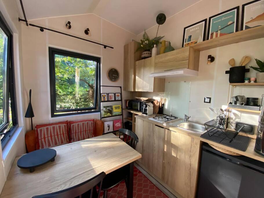 Tiny House Sur Terrain Boise A 10 Mn De La Mer Férel Exteriér fotografie